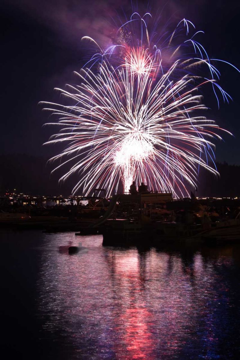 2016-Fireworks-Bass-Lake-California